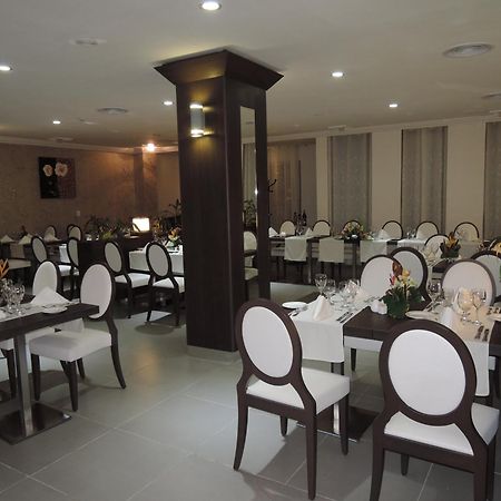 Benin Royal Hotel コトヌー エクステリア 写真