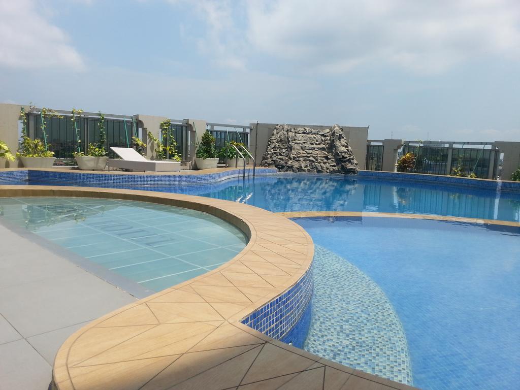 Benin Royal Hotel コトヌー エクステリア 写真