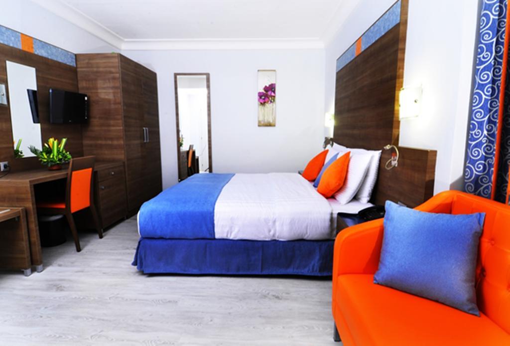 Benin Royal Hotel コトヌー 部屋 写真